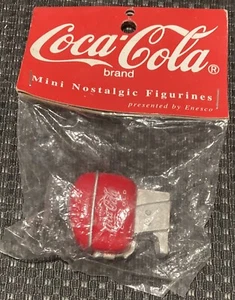 Enesco 1998 Coca-Cola Mini Nostalgic Figur - Bild 1 von 5