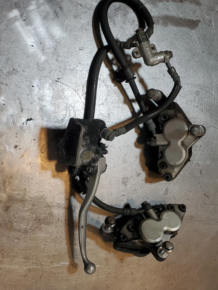 Conjunto de freno delantero Yamaha FZR600 89-93, pinzas, pernos, líneas, ¡¡maestro!!! Foto 1 de 4
