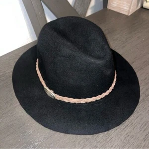 Neu mit Etikett schöner Vogelhut schwarz Wolle San Miguel Fedora Zopfborte - Bild 1 von 6