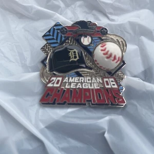 Vintage 2006 MLB Detroit Tigers Enamel Baseball PSG Pennant Lapel/Hat Pin - Picture 1 of 5