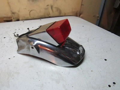 82 83 Honda Magna V45 1982 VF750C VF 750 750C guardabarros trasero y luz trasera Foto 1 de 3