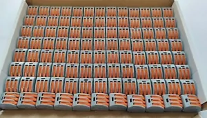 100 X 3 Pin 222 Electrical Connectors Wire Block Clamp Terminal Cable  221 222 - Picture 1 of 6