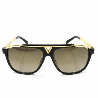 Gafas de sol Louis Vuitton Z0936E Mascota marco de plástico negro usadas con estuche Foto 1 de 4