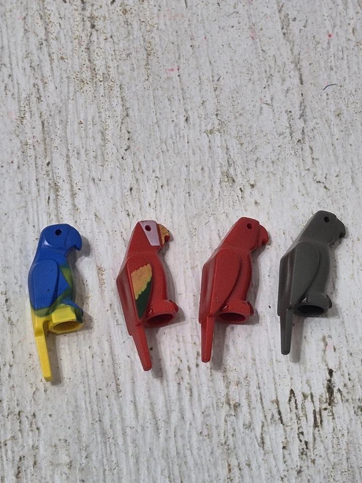 Лот из 4 Lego попугаи птицы животных аксессуары детали красный/серый/желтый и синий/пират - Изображение 1 из 1