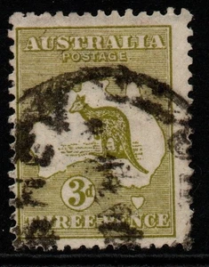 AUSTRALIA SG5e 1913 3d OLIVE DIE II USADO PESADO - Imagen 1 de 1