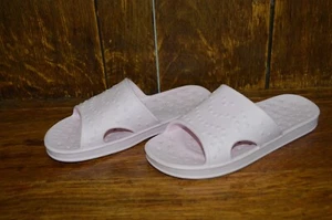 Womans SHEVALUES Shower Shoes Size M - Picture 1 of 3