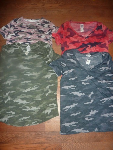 T-shirt Victoria's Secret PINK Bling Camo - Bleu Sans Manches - Neuf Avec étiquettes - Style Embellished