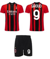 La nuova maglia della Juventus: tornano le strisce bianconere, logo dorato  | Goal.com Italia