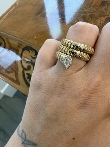 BVLGARI ITALY 18k Yellow Gold & Diamond Tubogas Snake Ring Vintage 1980s - Picture 1 of 8