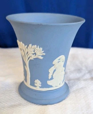 Jarrón vintage WEDGWOOD Inglaterra jaspe azul pálido SACRIFICIO 3 3/4"h Foto 1 de 4