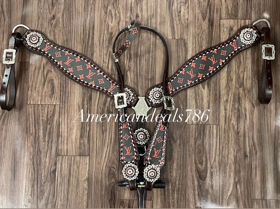 Juego de tachuelas bling de cuero marrón occidental con puntada de ciervo blanca y roja Foto 1 de 3