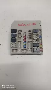 BOITIER FUSIBLE MODULE BCM UPC RENAULT CLIO 3 III 336217B (C6C) - Foto 1 di 4