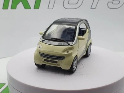 Smart Fortwo Maisto 1/38 - Immagine 1 di 2