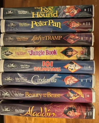 Vintage (8) Walt Disney “The Classics” Black Diamond VHS Tapes - Immagine 1 di 3
