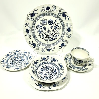 J & G Meakin England 6 Pc Dinner Place Setting Blue Nordic Vintage Ironstone Vtg - Image 1 of 4