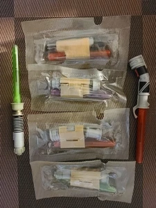 General Mills Star Wars 2002 Vintage Lichtschwert Stifte, Neu 4 Versiegelt 2 Geöffnet - Bild 1 von 2