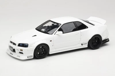 OT1135 Nissan Skyline GT-R BNR34 by KRC Pearl White Otto 1:18 - Immagine 1 di 4