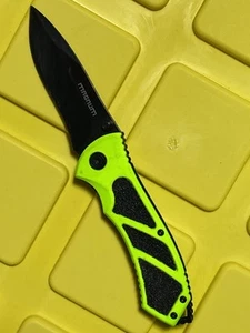 Lockblade Magnum Knife High Visibile Yellw w/ Emergency Auto Glass Breaker Point - Picture 1 of 9