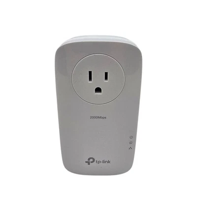TP-LINK TL-PA9020P 2000mbs 2-Port Gigabit Passthrough Power Adapter Noise Filter - Image 1 of 4