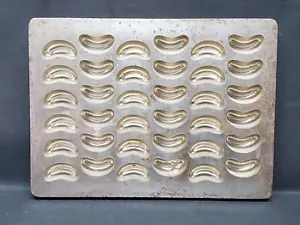 Vintage Hermann Walter Metall Jelly Bean Form Bonboniere, Made in Germany - Bild 1 von 8