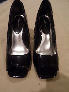 Ladies Size 8 Black Patient Leather Open Toe/Heel  Shoes - Picture 1 of 2