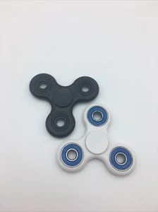 FidgetlySpin Fidget Spinner - Set Of 2 - Picture 1 of 1