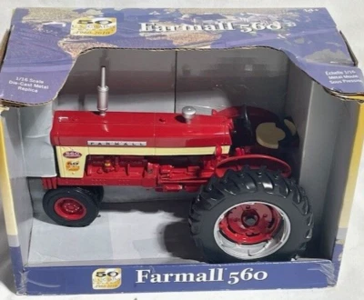 2010 ERTL IH International Farmall 560, US Grains Council 50 anos, 1/16, novo na caixa raro - Imagem 1 de 4