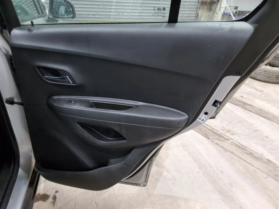 TRAX      2015 Door Trim Panel Rear 552441 - Image 1 of 1