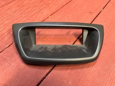 Hyundai Genesis 2010 cupé BK1 2,0 T OEM moldura de pantalla de instrumentos central Foto 1 de 2