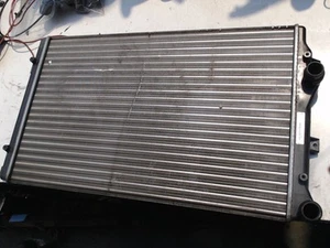 RADIATOR Audi A3 Sportback (8PA) 2012 1K0121253BB - Bild 1 von 3