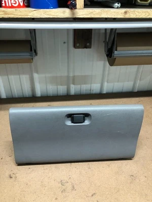 Dodge Ram 1994 1995 1996 1997 guantera puerta 1500 2500 gris niebla guantera Foto 1 de 4