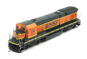 Atlas Master HO Burlington Northern Santa Fe B23-7 BNSF #4247 - DC - DCC Ready - Picture 1 of 9