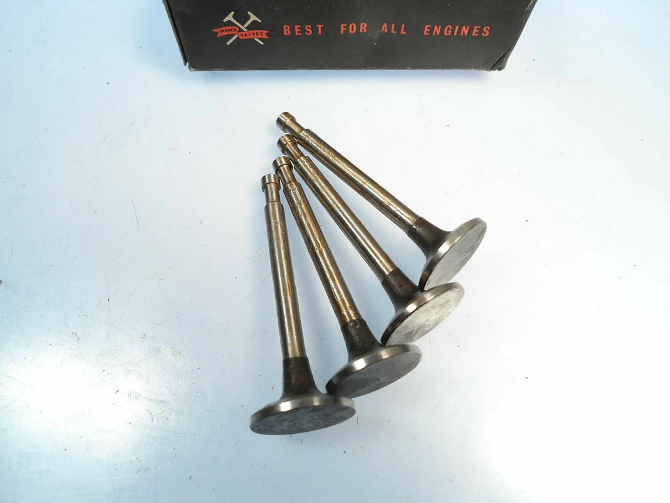 Exhaust Valves Fits Renault 4CV 1951-60 Dauphine 1956-62 & Gordini 1960-61  2367 - Image 1 of 1