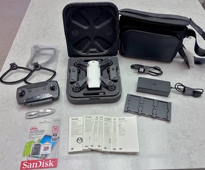 DJI Spark Cuadricóptero Cámara Drone "Fly More Combo" Alpino Blanco-Nuevo sin Caja Foto 1 de 4