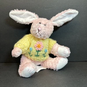 Suéter Amarillo Conejito de Pascua Rosa Posable 8" De Colección Chrisha Playful Plush 1997 Usado en Excelente Condición - Imagen 1 de 12