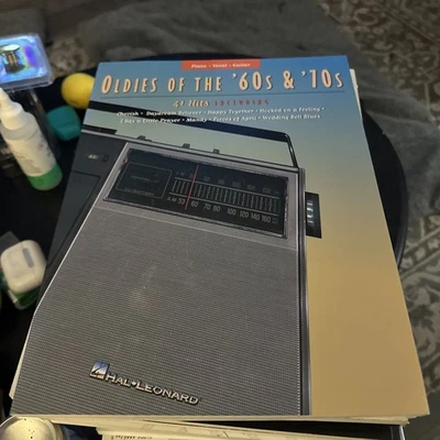 Oldies of the 60's and 70's-Piano - Vocall - - Guitar-41 Hits - Image 1 of 2