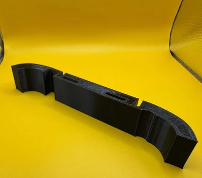 Suzuki GT550 Fuel Tank Rubber Saddle Cushion 44541-33000 - Image 1 of 4