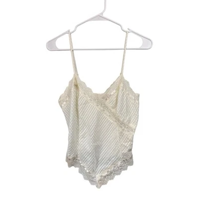 Top Cami Vintage Años 90 Y2K Talla Pequeña Encaje Dobladillo en V Marfil Hada Delicada Coqueta Foto 1 de 4