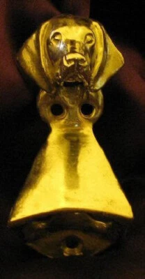 ABRIDOR DE BOTELLAS ALEMÁN DE PELO CORTO PUNTERO montado en la pared Foto 1 de 3