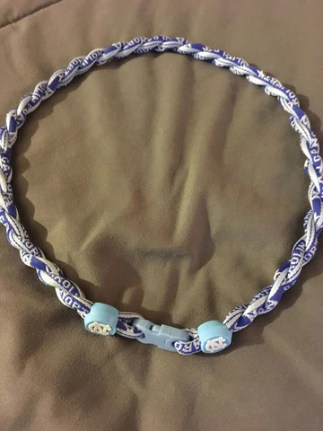 NORTH CAROLINA TAR HEELS Blue 22" Titanium Double Rope NECKLACE NEW! FAST! FREE! Cover