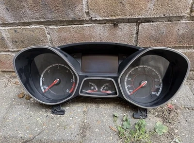 FORD FOCUS ST ST3 MK3 15-18 INSTRUMENT CLUSTER CLOCKS SPEEDO - Image 1 of 4