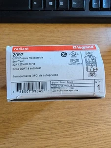 Receptáculo dúplex Legrand 2097 GFCI marrón 20A 125VAC 60Hz - Nuevo en caja - Imagen 1 de 1