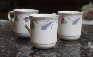 3pc Lot Set  Lenox Chinastone Poppies On Blue 3.75" Coffee Mugs China - Picture 1 of 2