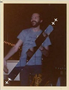 Eric Clapton unseen photo #0068 JKL - Picture 1 of 1
