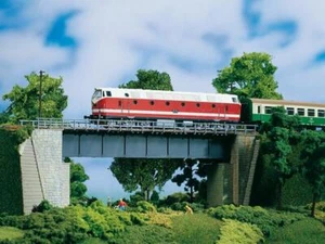 Steel Girder Railway Bridge HO/TT Gauge Auhagen kit 11341 - Picture 1 of 3