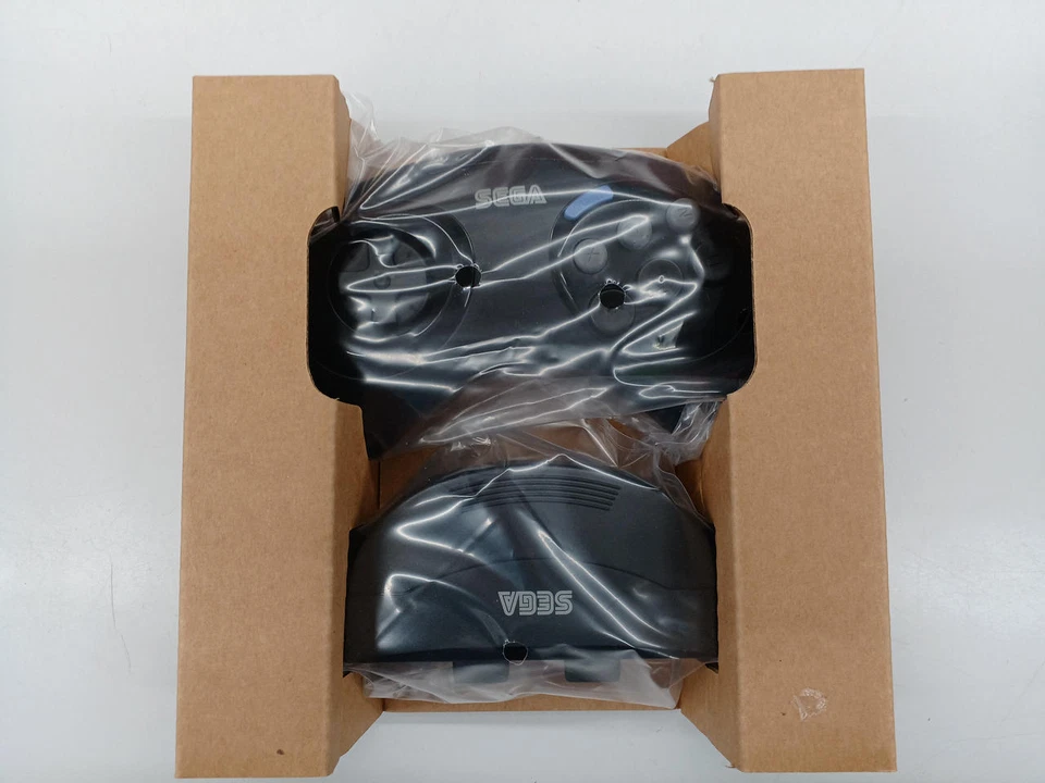 SEGA Mega Drive HAA-2654 Wireless Controller Pad Set Japan Vintage Retro Gaming - Image 1 of 4