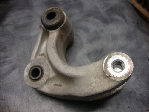 Moto de cross Honda XR200R XR200 XR 200 R 1984 centro trasero uni amortiguador mono acoplamiento F4 Foto 1 de 1