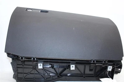GLOVE BOX DOOR Mercedes-Benz E350 E550 E63 2011 11 1372038 Foto 1 de 4