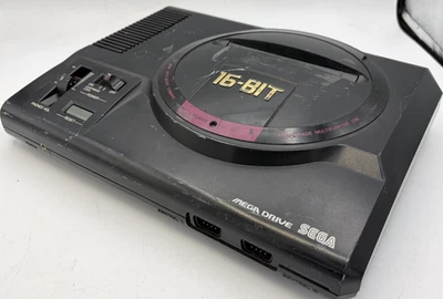 SEGA MEGADRIVE  HAA-2510 VA6 console motherboard only Japanese version - Image 1 of 4