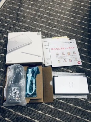 Nintendo DS Lite Gloss Silver Console Nearly Unused w/ Bonus Free Shipping - Image 1 of 4